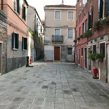 Santi Apostoli Venedig