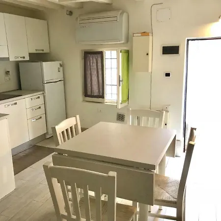 Santi Apostoli Apartment Venice